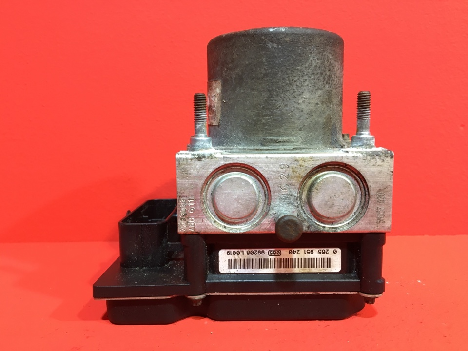 Блок ABS Kia Venga