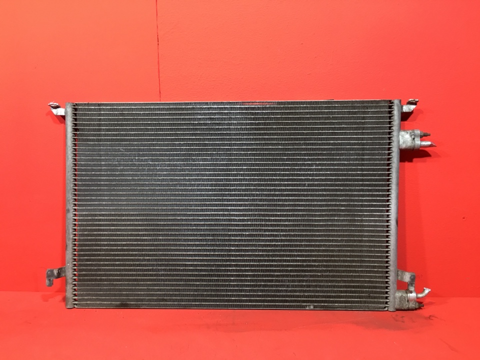 Радиатор кондиционера Opel Vectra C