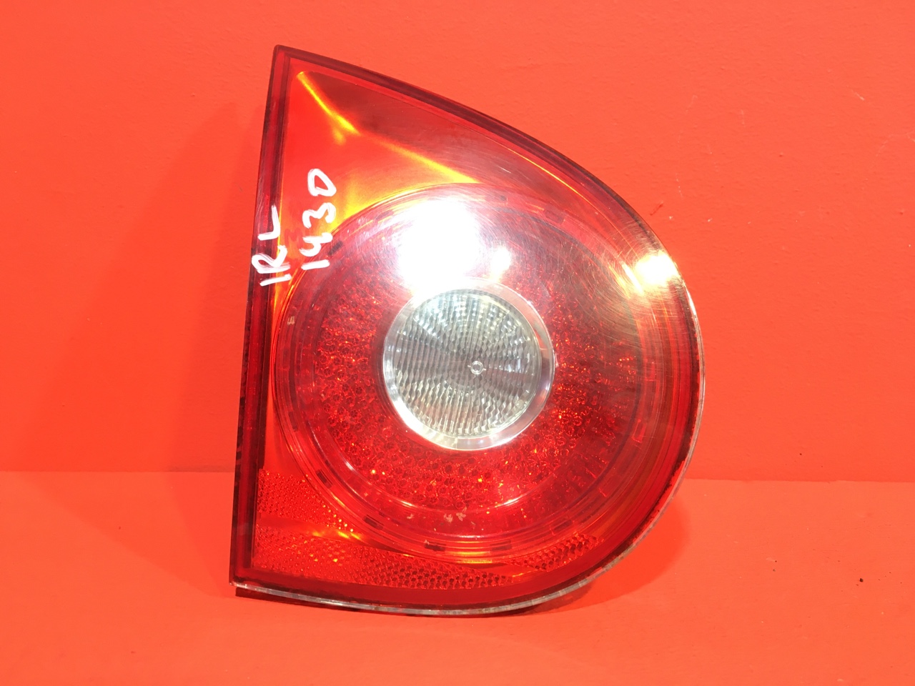 Фонарь Volkswagen Golf 5