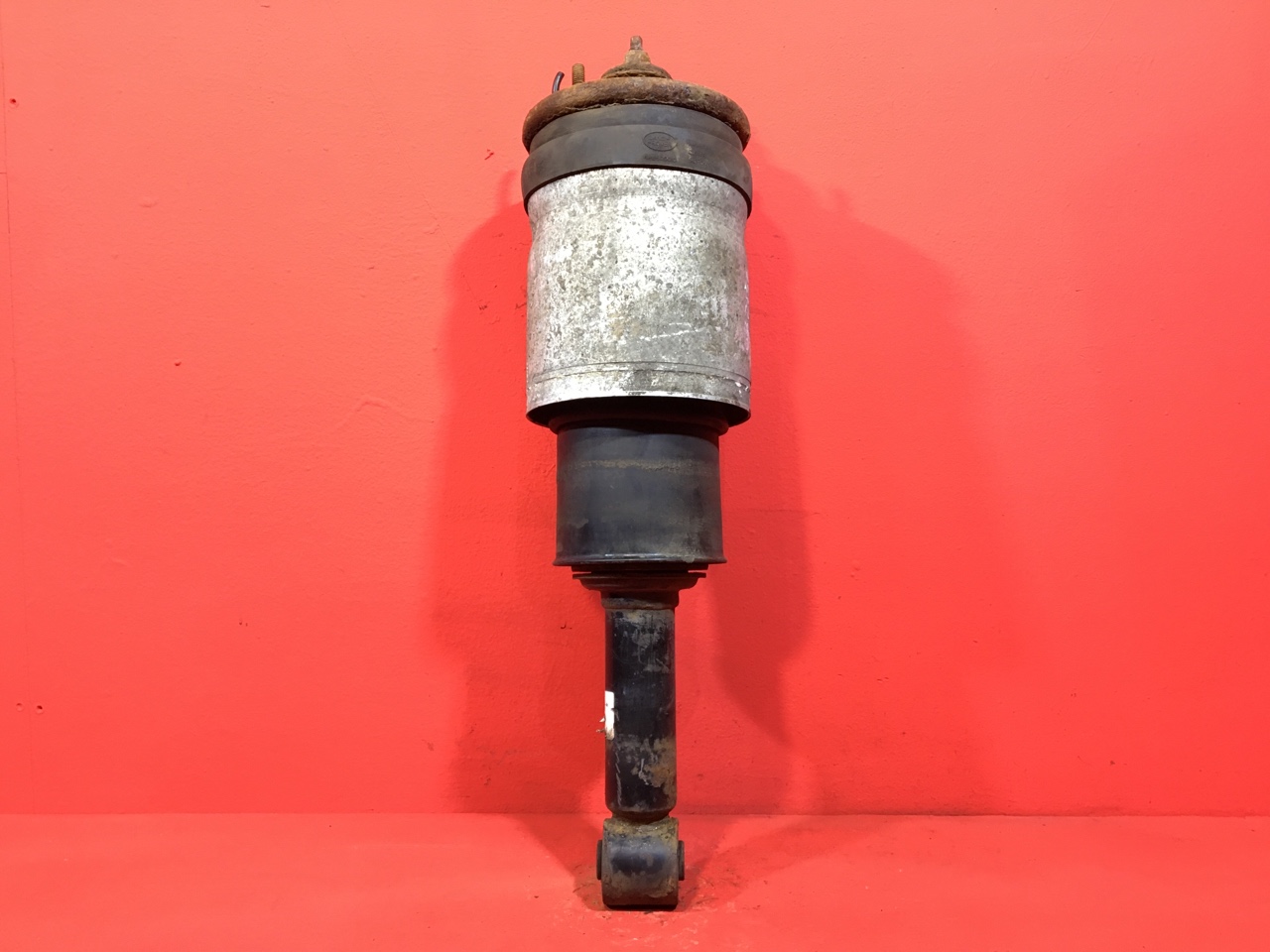 Пневмоамортизатор Land Rover Discovery 3