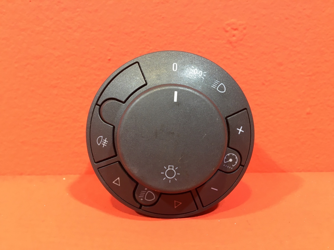 Переключатель света фар Opel Corsa D