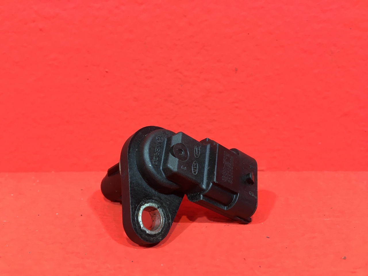 Датчик распредвала Hyundai Santa Fe CM