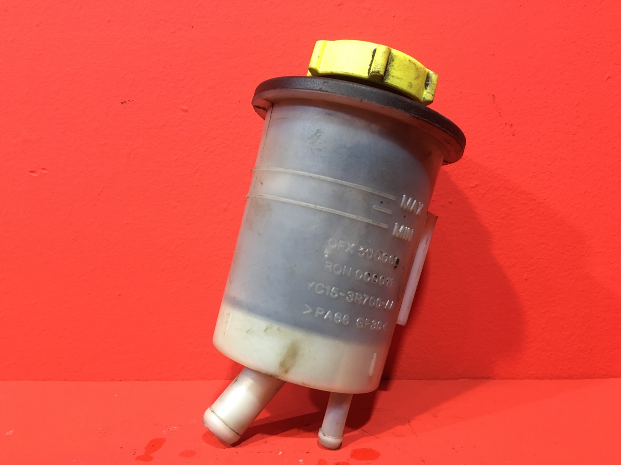 Бачок гидроусилителя Land Rover Discovery 3