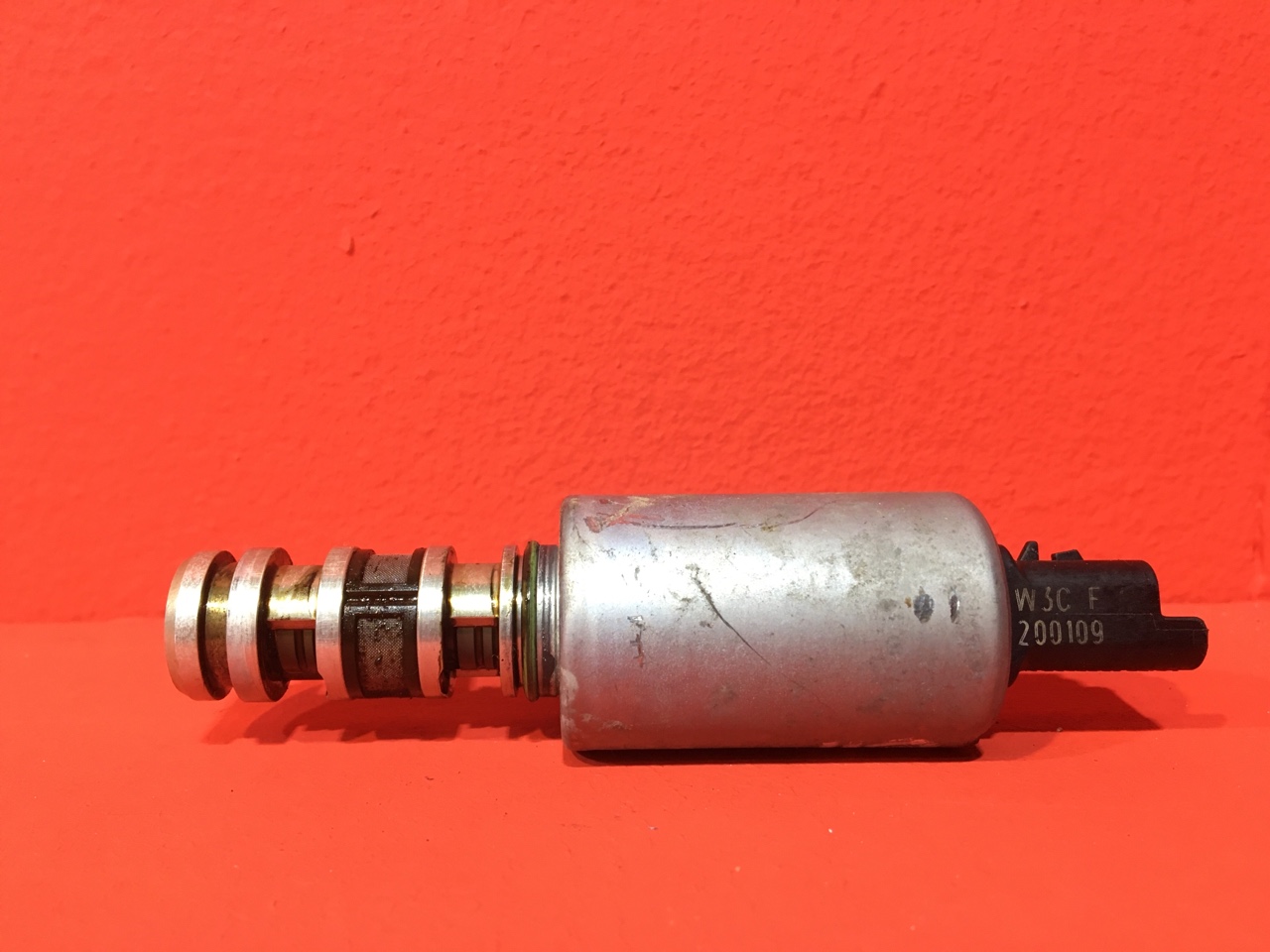 Клапан изменения фаз ГРМ Peugeot 207