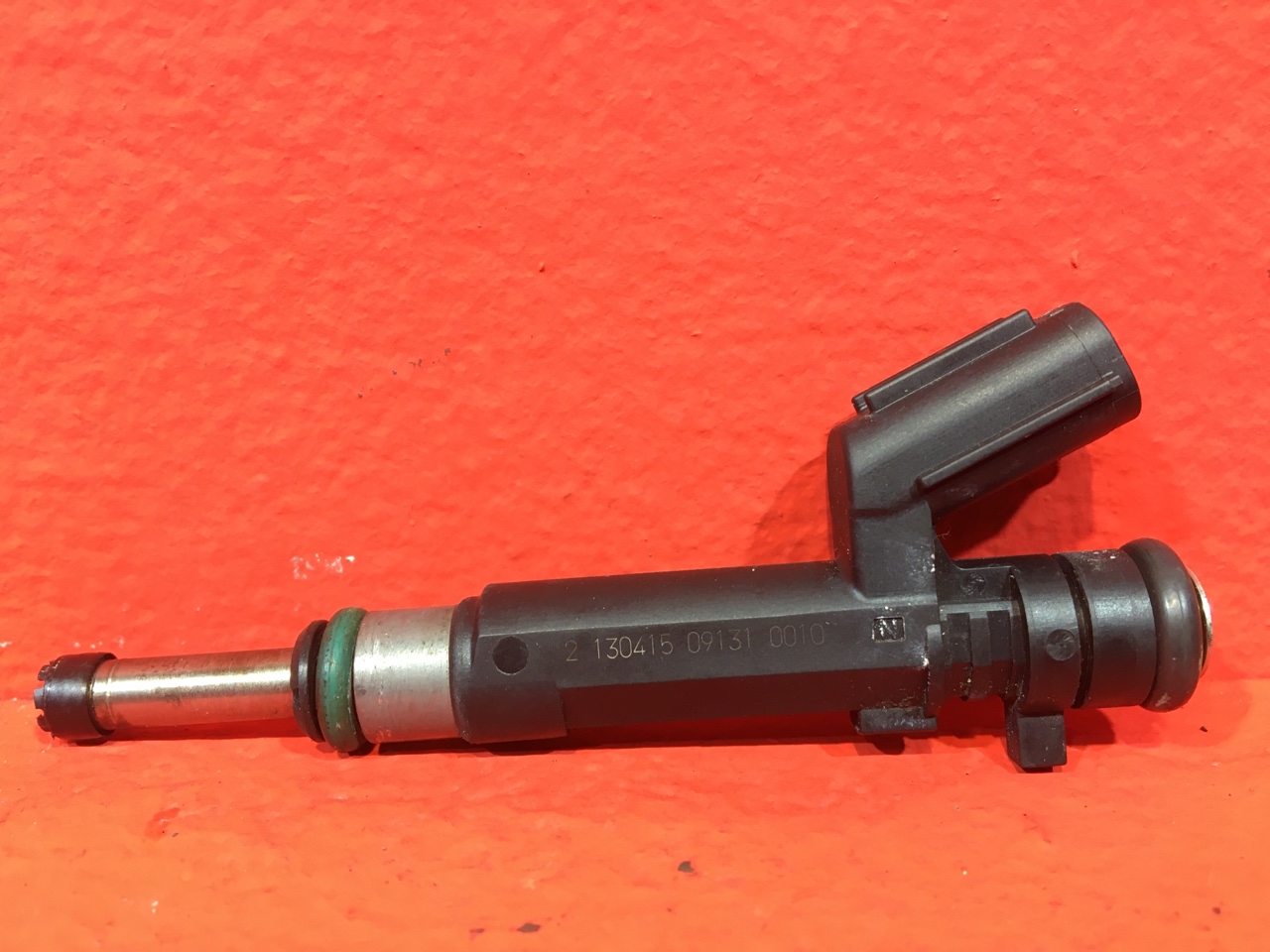 Форсунка топливная Nissan Juke F15