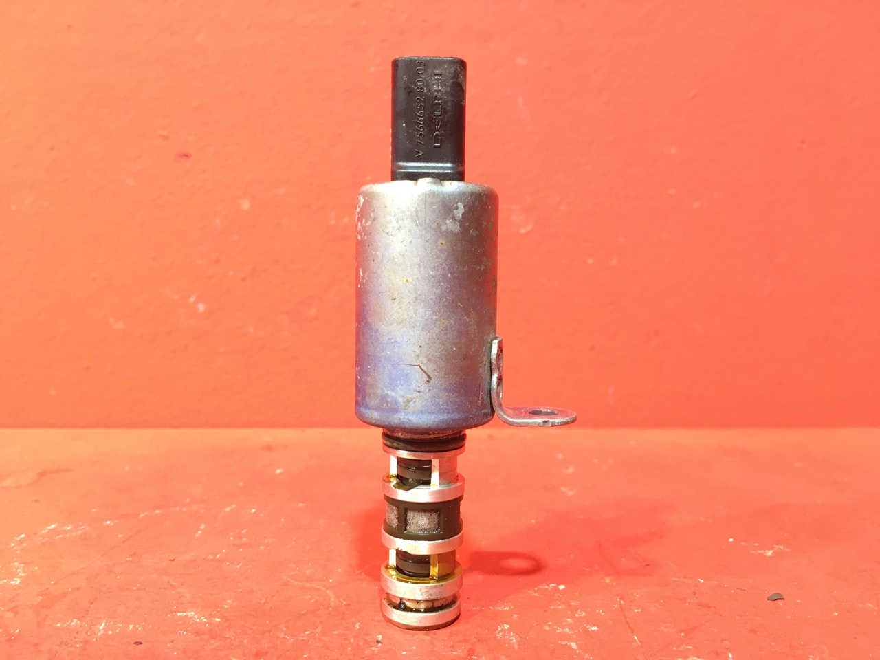 Клапан изменения фаз ГРМ Peugeot 308