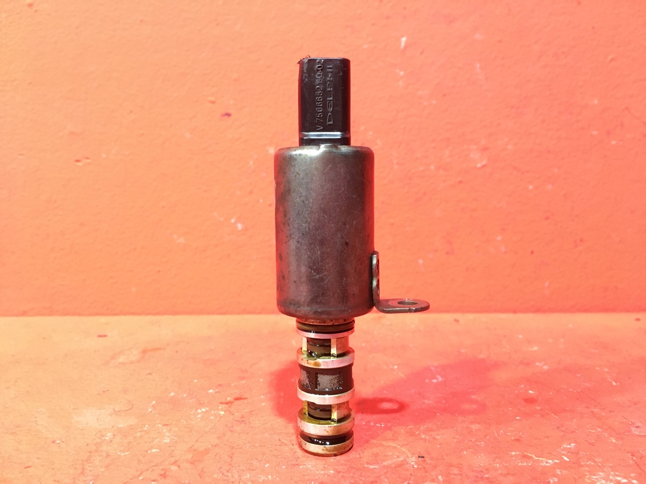 Клапан изменения фаз ГРМ Peugeot 308