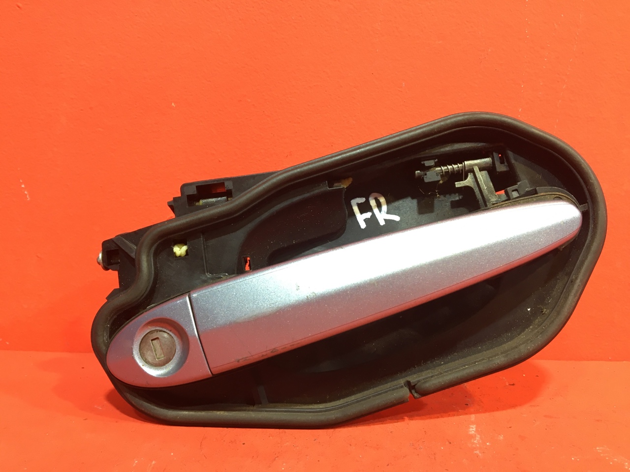 Ручка двери внешняя BMW X3 E83