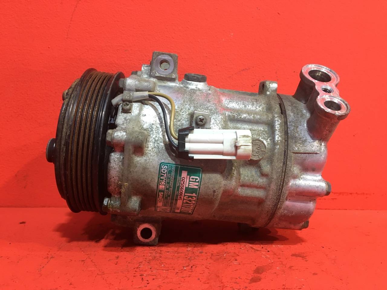 Компрессор кондиционера Opel Vectra C
