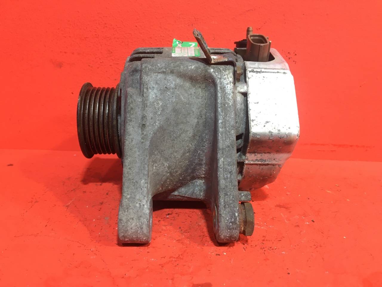 Генератор Toyota Corolla E12