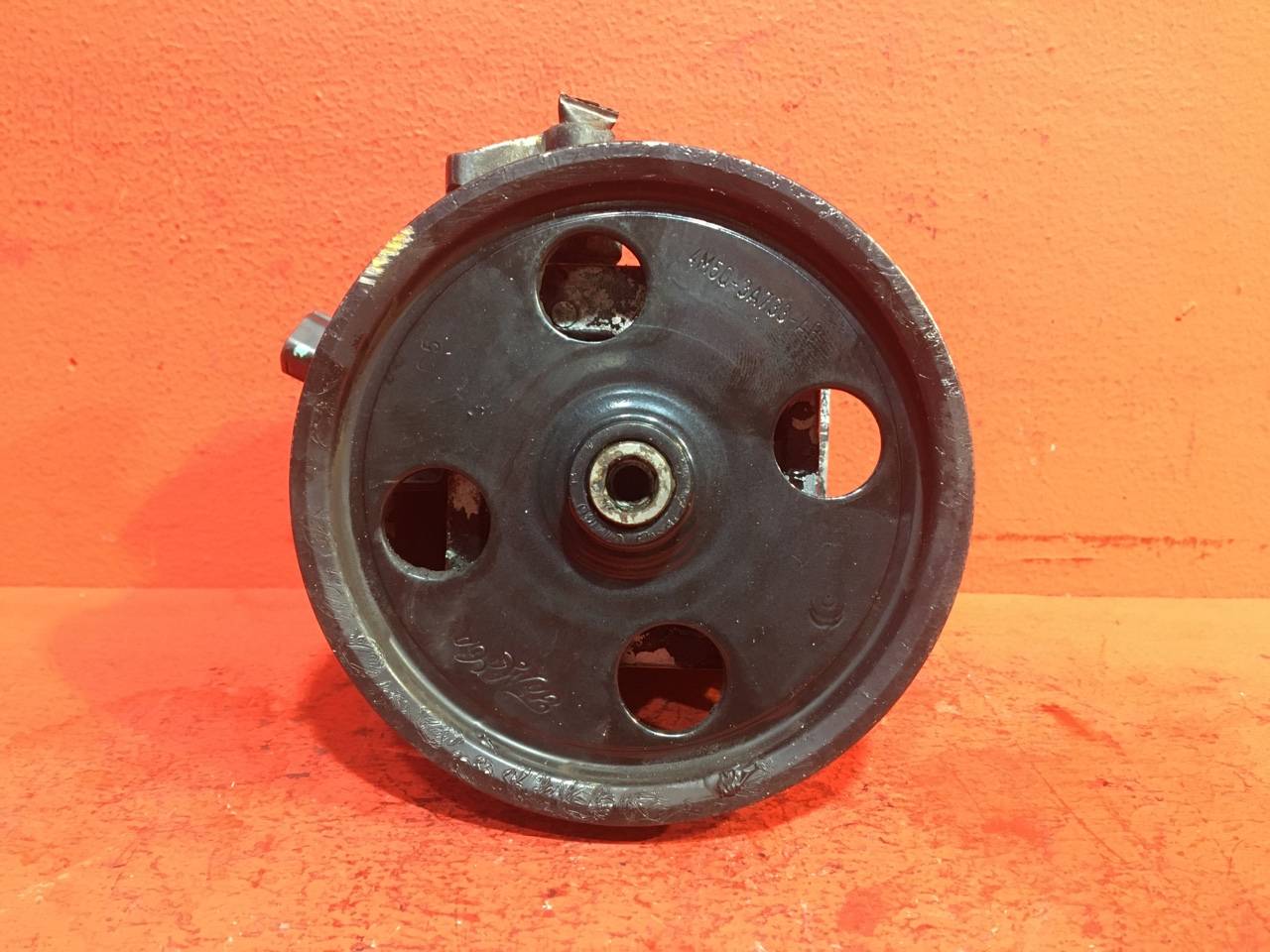 Насос ГУРа Ford C-MAX