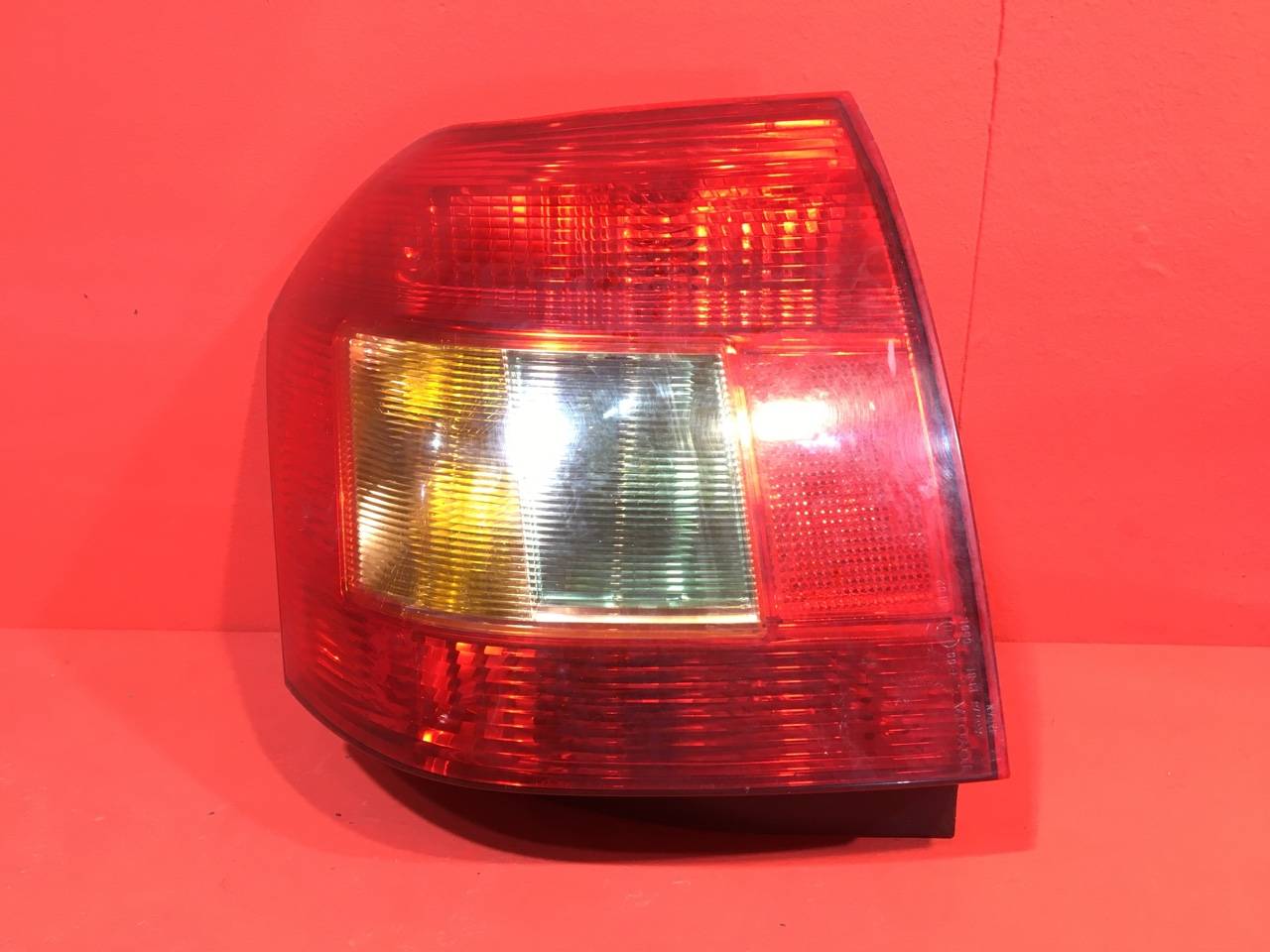 Фонарь Toyota Corolla E12