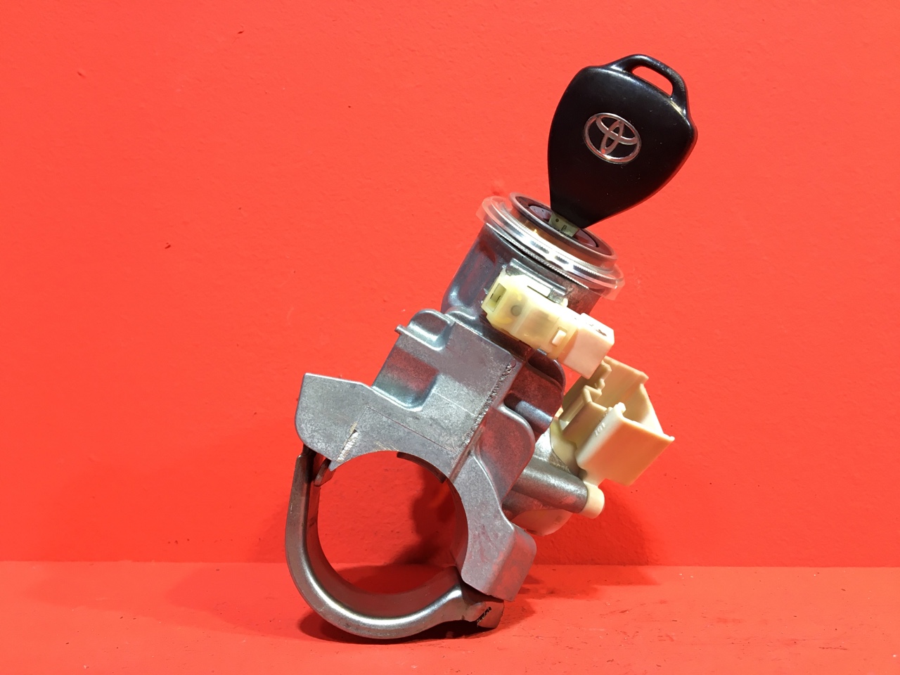 Замок зажигания Toyota RAV 4 3
