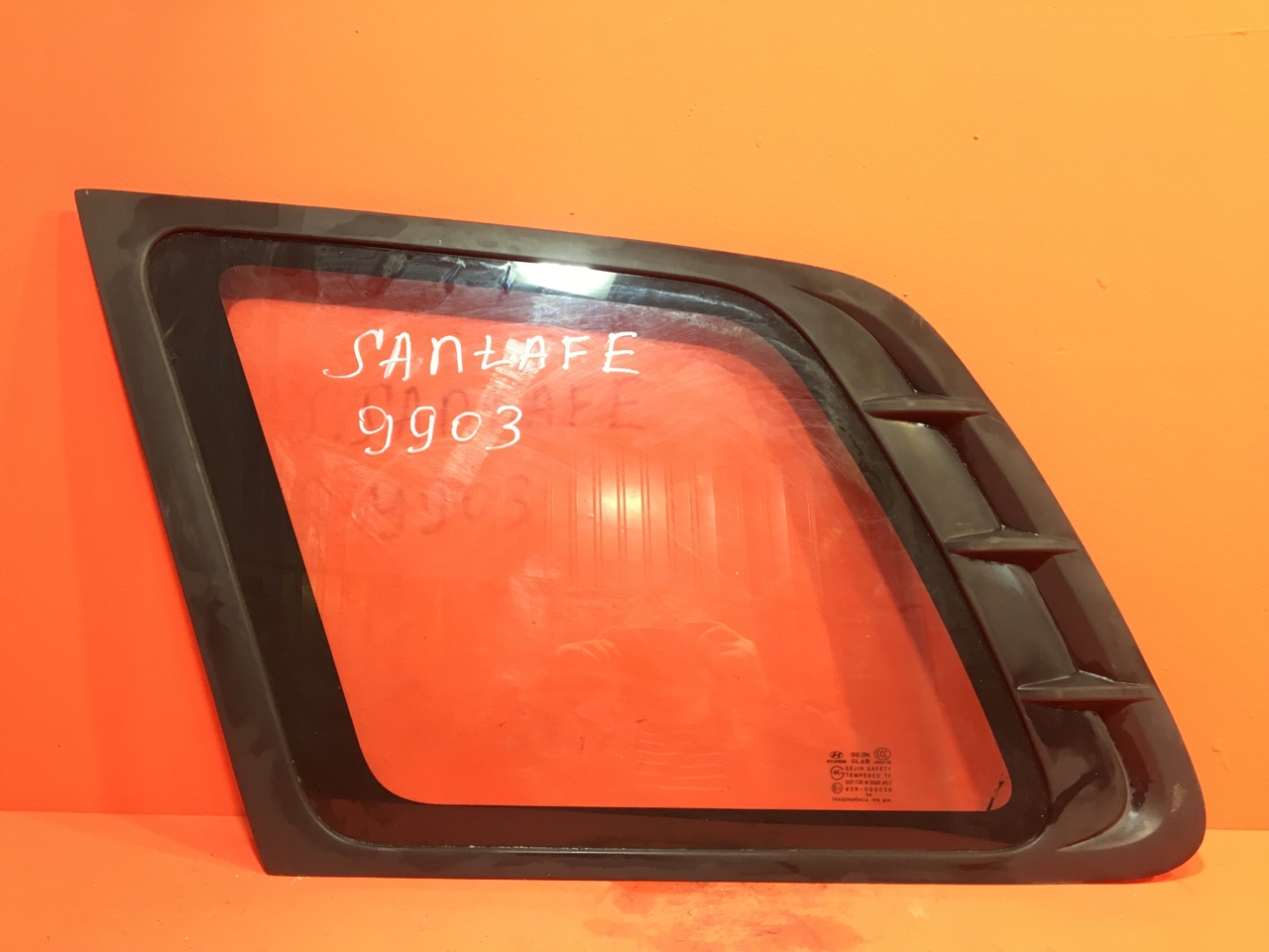 Форточка в кузов Hyundai Santa Fe SM