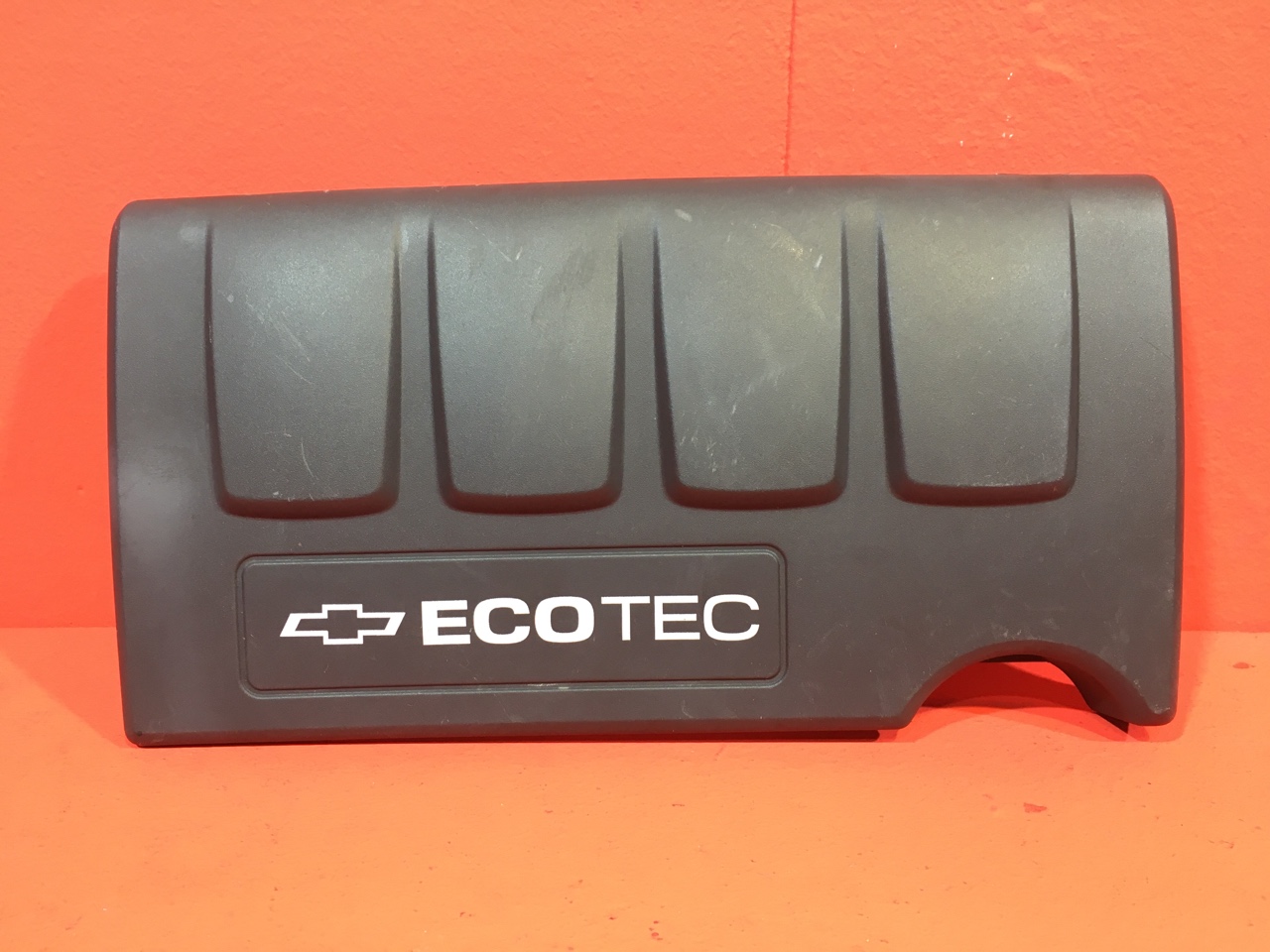 Крышка двигателя декоративная Chevrolet Aveo T300