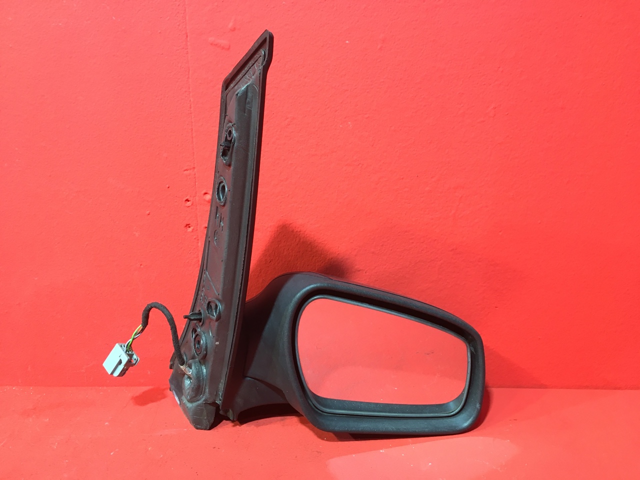 Зеркало заднего вида Ford C-MAX