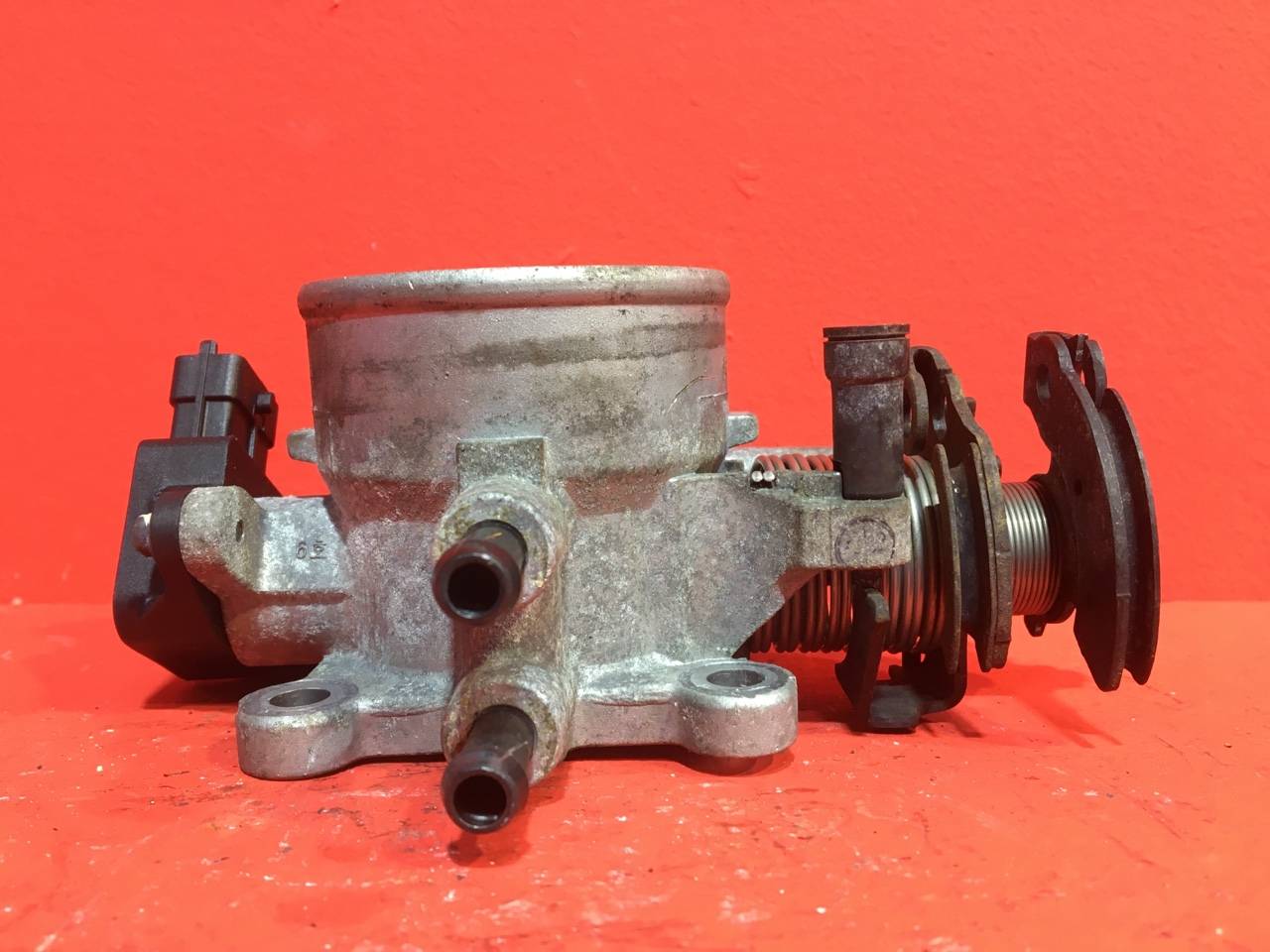 Дроссельная заслонка Hyundai Coupe (Tiburon)