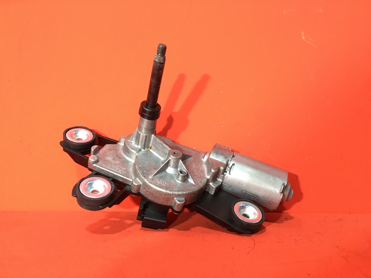 Моторчик стеклоочистителя Ford Fiesta 6