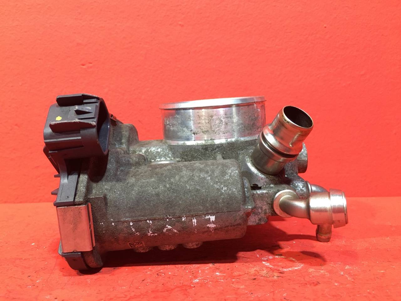 Дроссельная заслонка Opel Insignia A