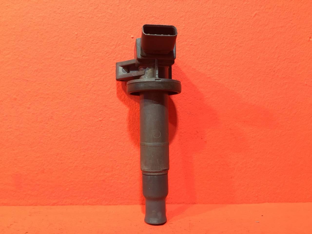 Катушка зажигания Toyota Corolla E12