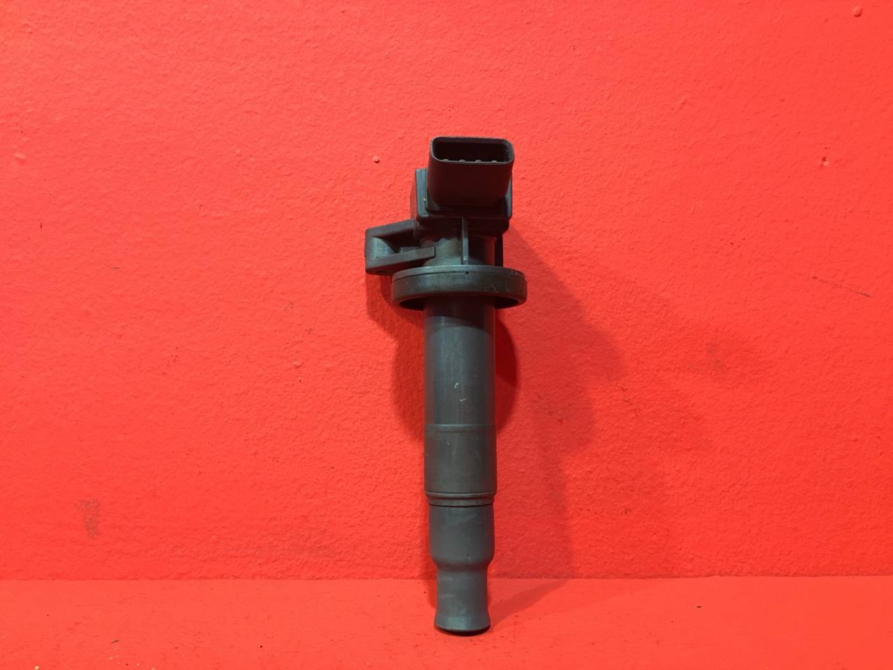 Катушка зажигания Toyota Corolla E12