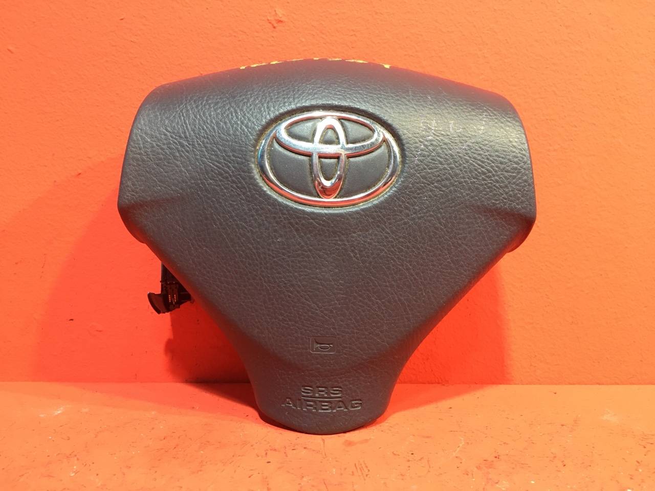 Подушка безопасности в руль Toyota Corolla Verso