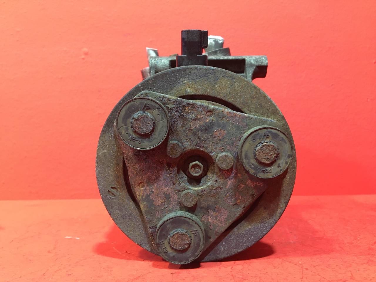 Компрессор кондиционера Ford Focus 2