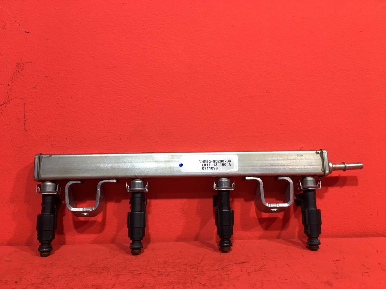 Форсунка топливная Ford C-MAX