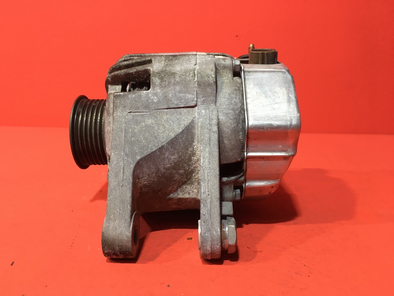 Генератор Toyota Corolla Verso