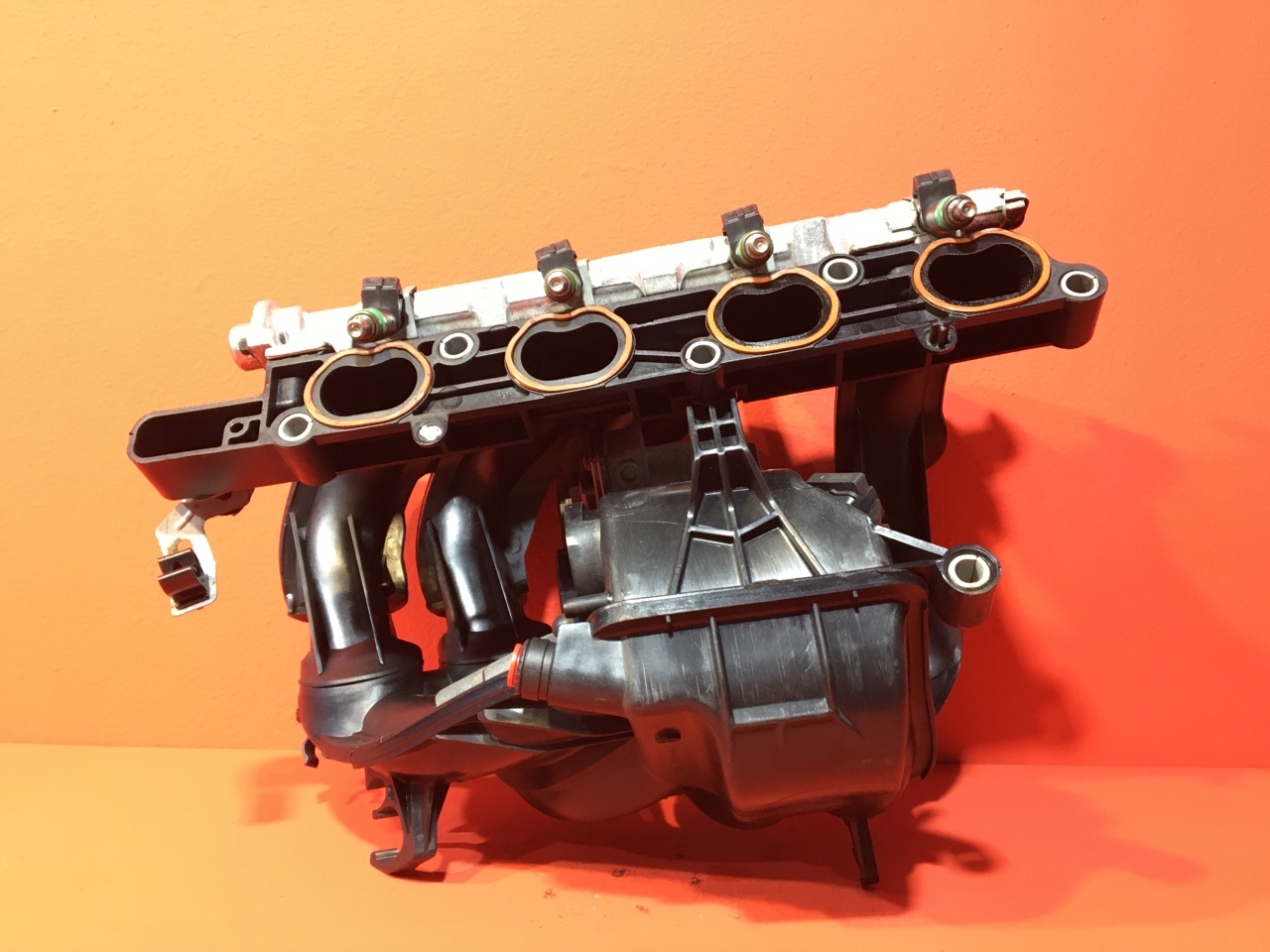 Коллектор впускной Ford Focus 2