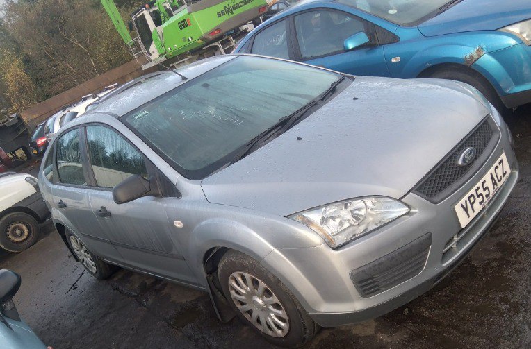 Капот Ford Focus 2