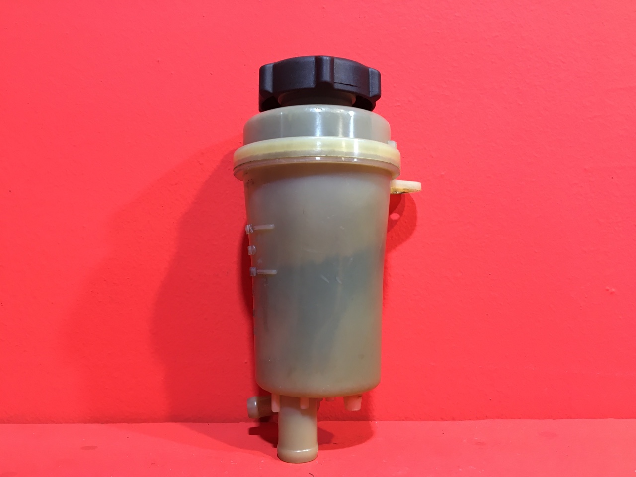 Бачок гидроусилителя Ford Focus 2