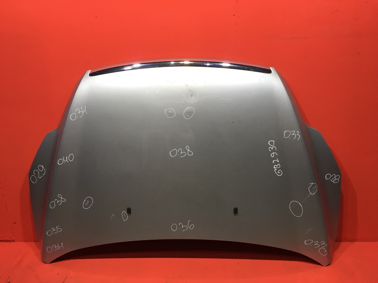 Капот Ford Focus 2