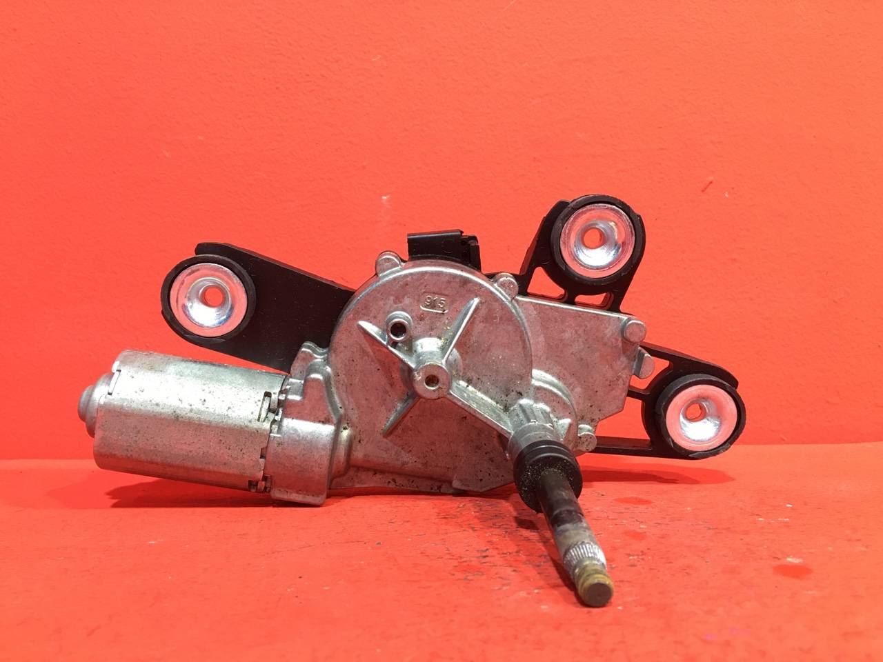 Моторчик стеклоочистителя Ford Fiesta 6