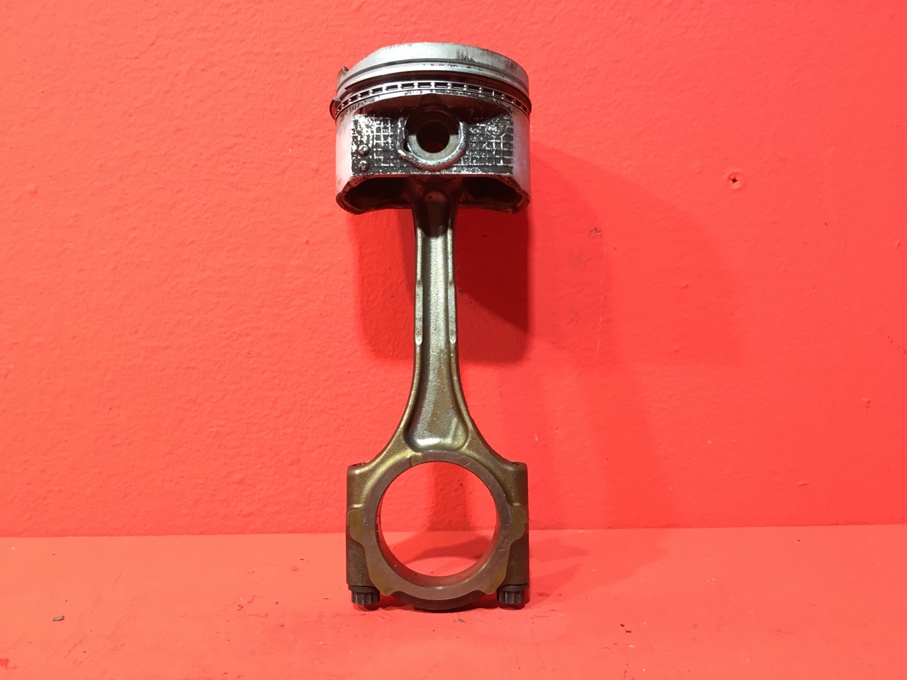 Поршень с шатуном Toyota RAV 4 2