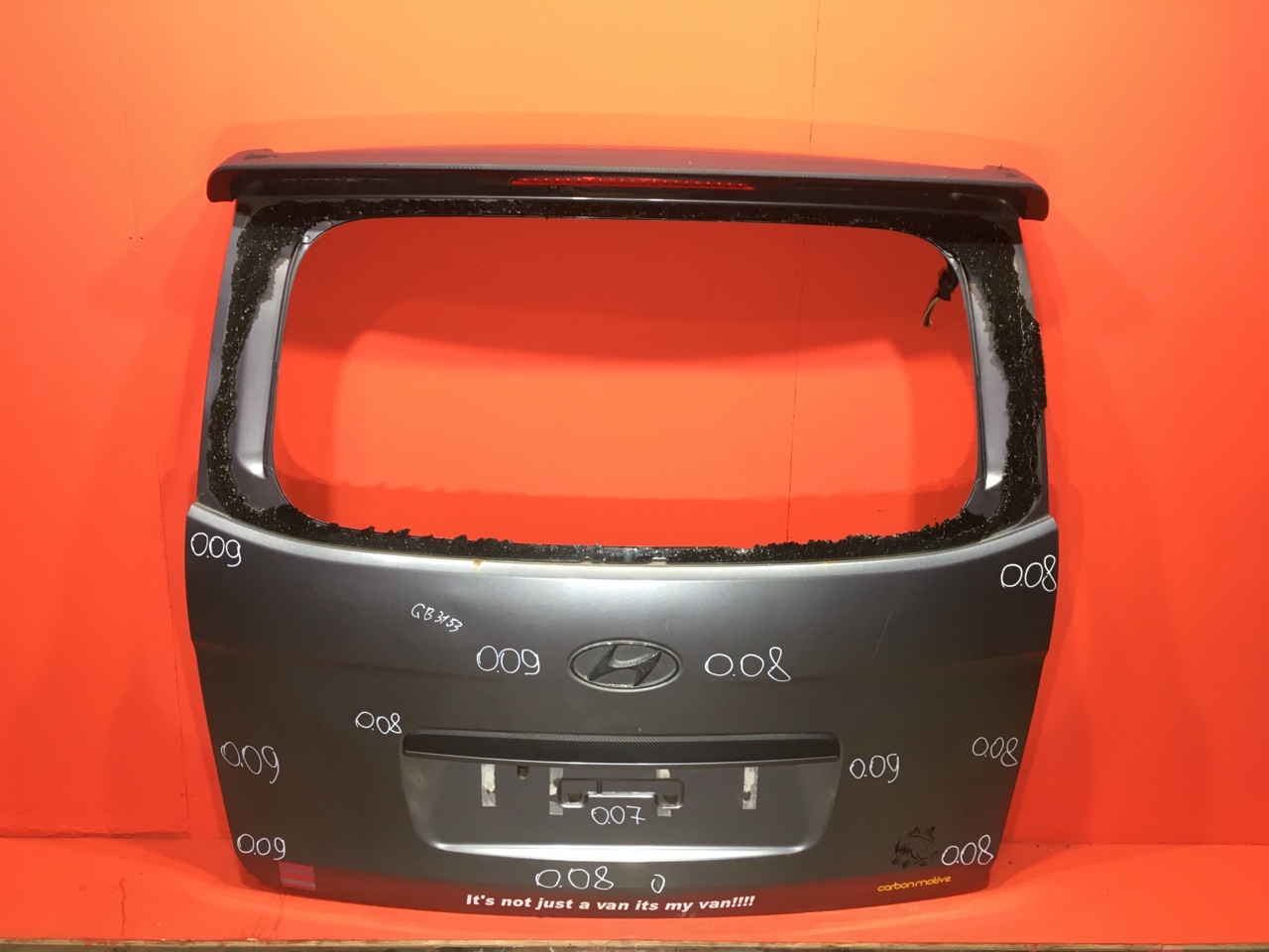 Дверь багажника Hyundai Starex