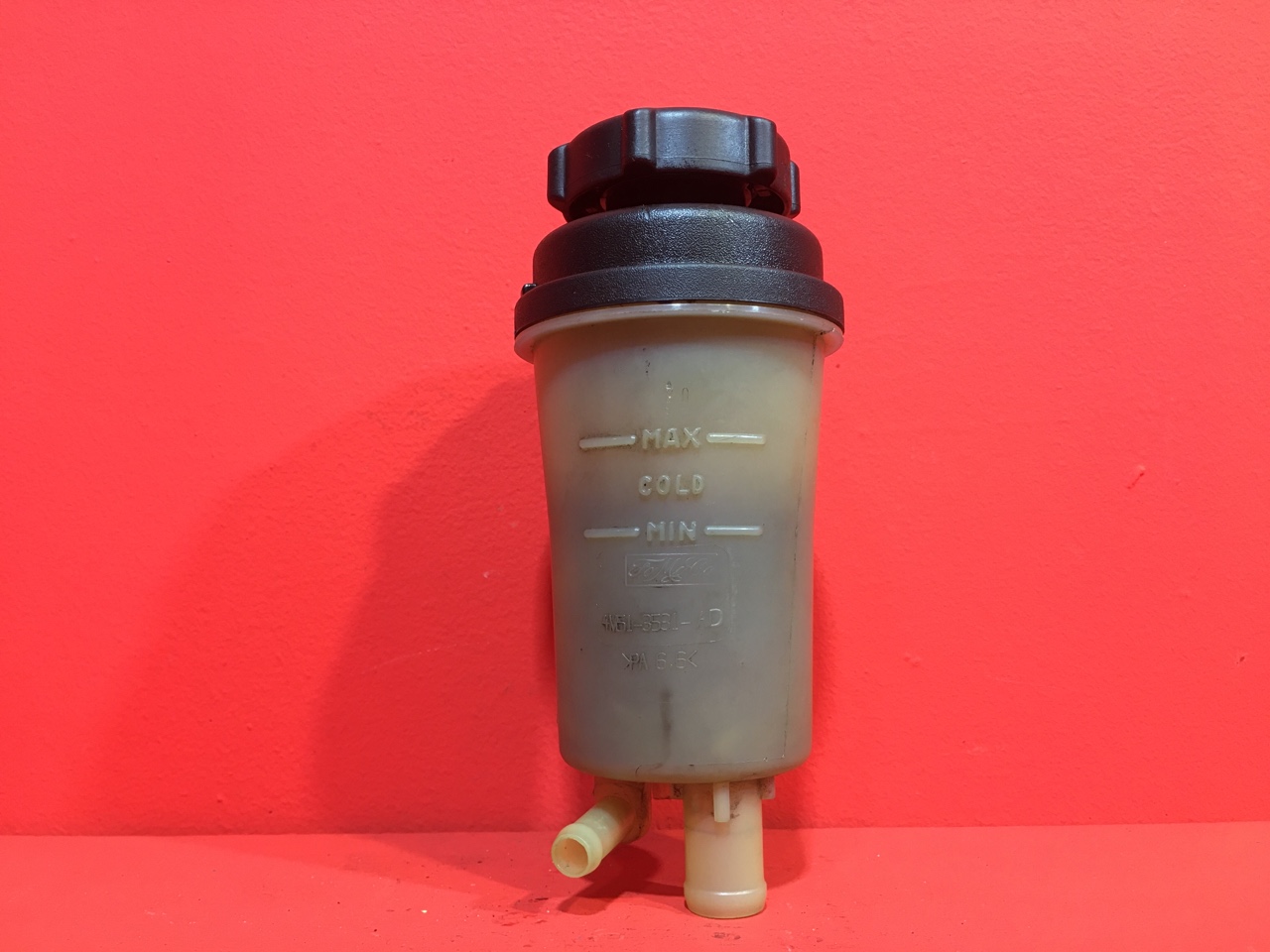 Бачок гидроусилителя Ford Focus 2