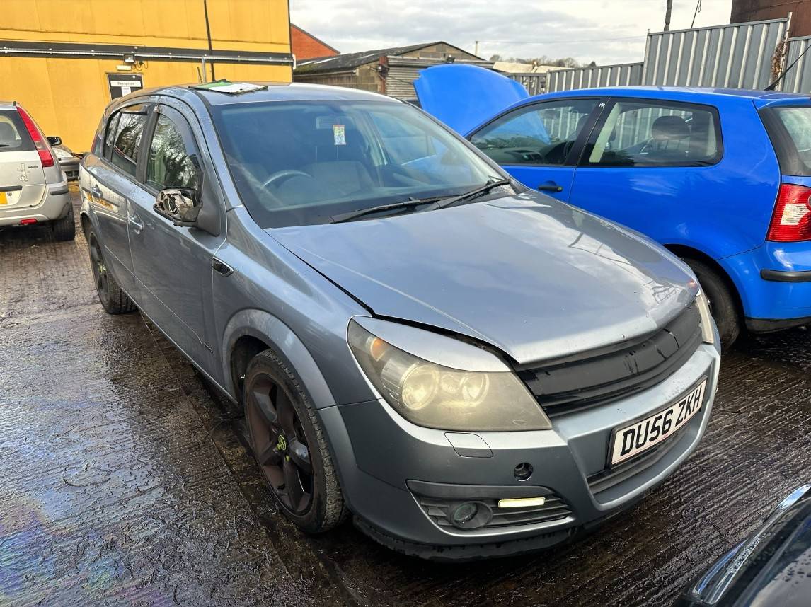 Капот Opel Astra H