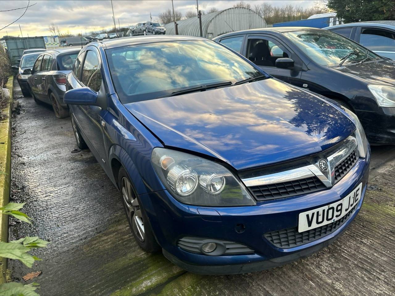 Крыло Opel Astra H