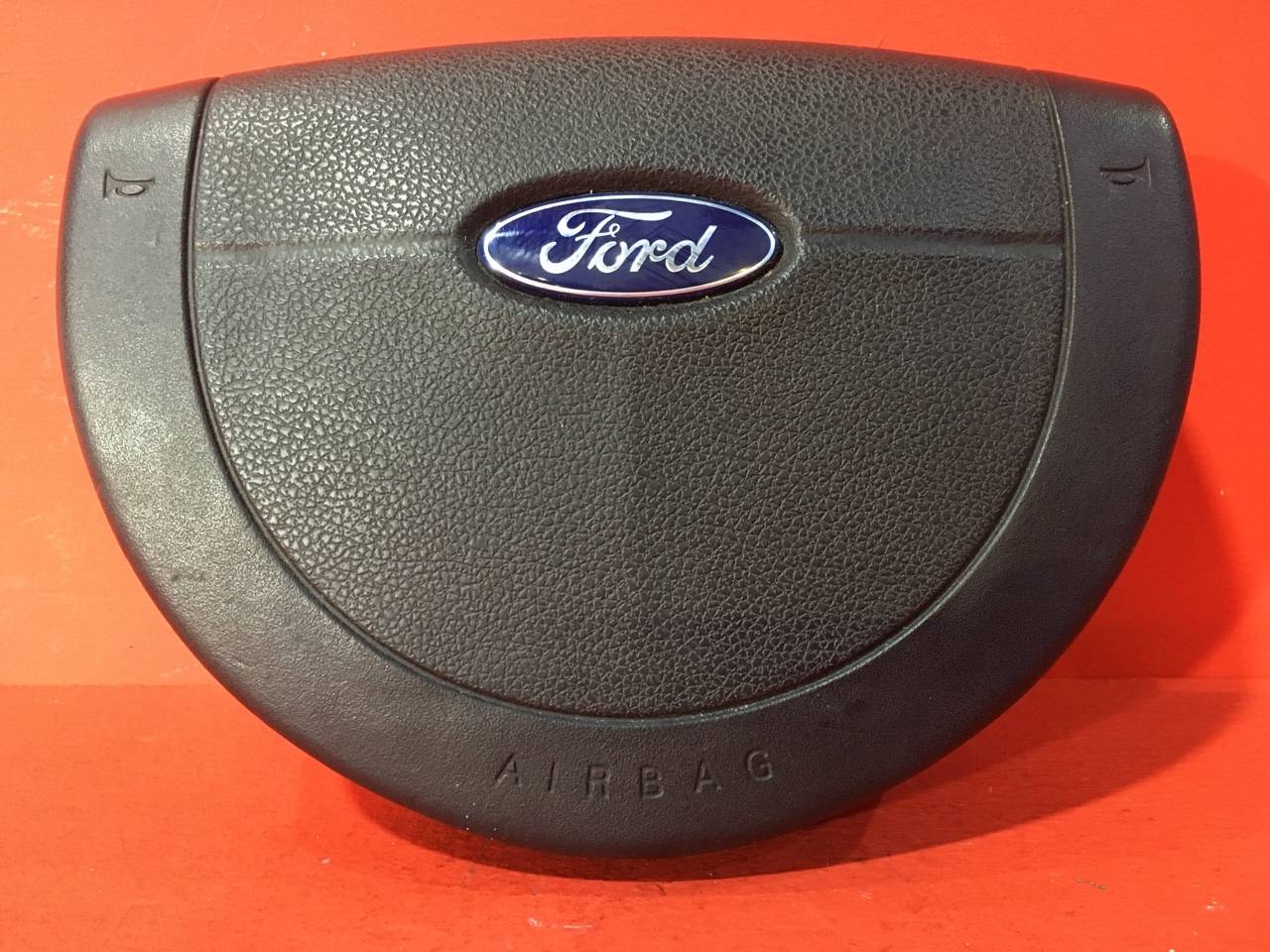 Подушка безопасности в руль Ford Fusion