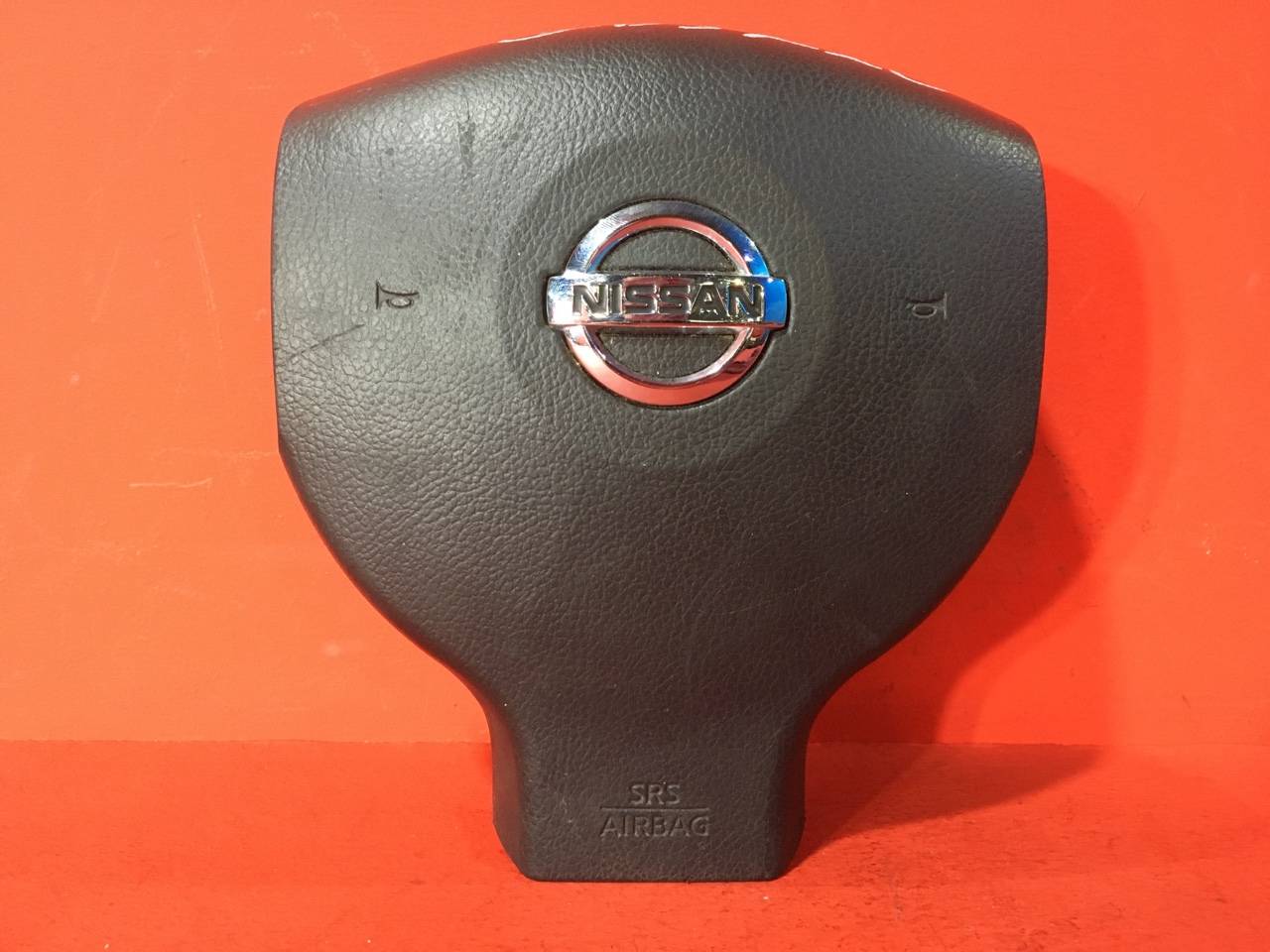 Подушка безопасности в руль Nissan Note E11