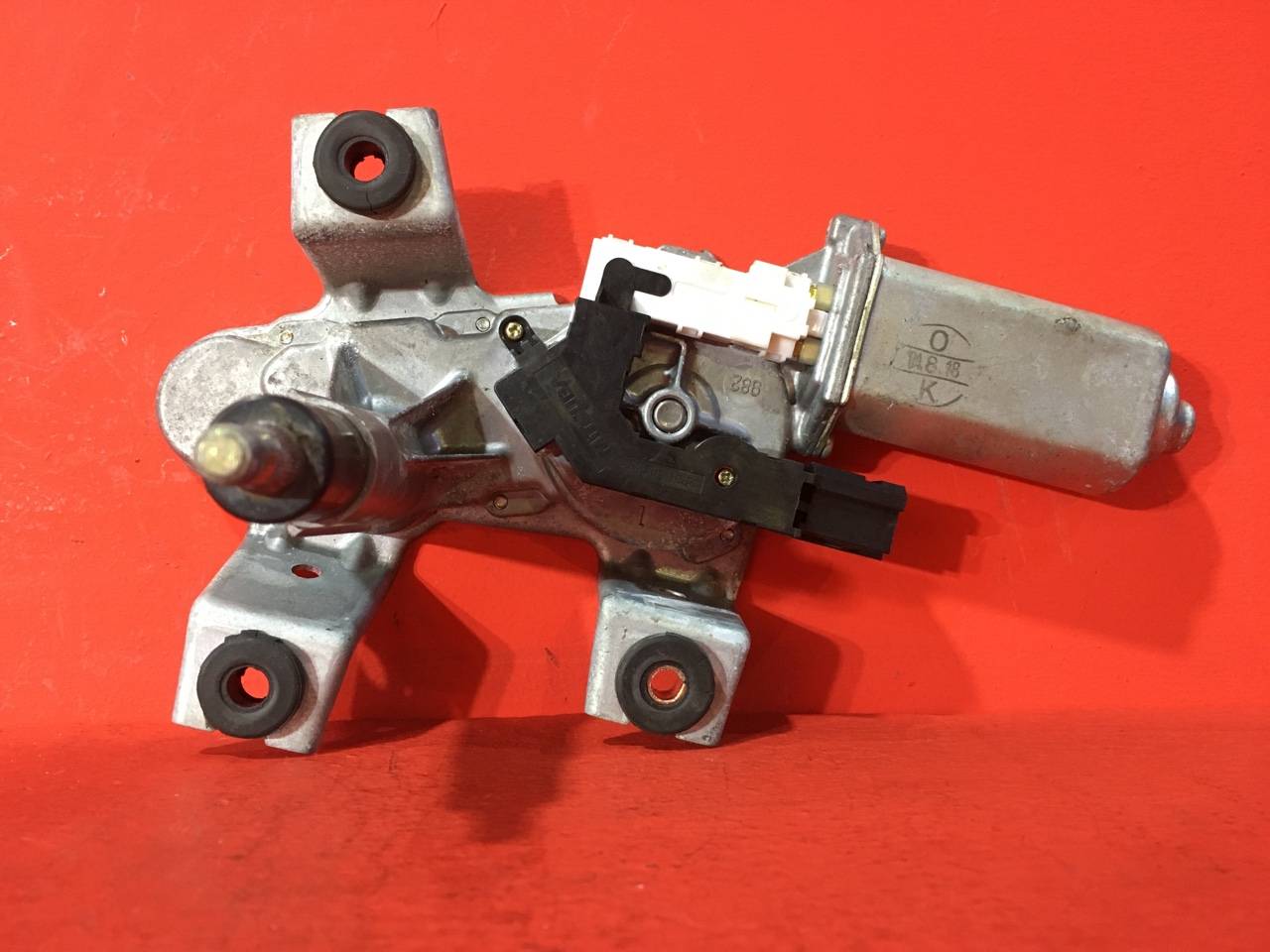 Моторчик стеклоочистителя Land Rover Discovery 3