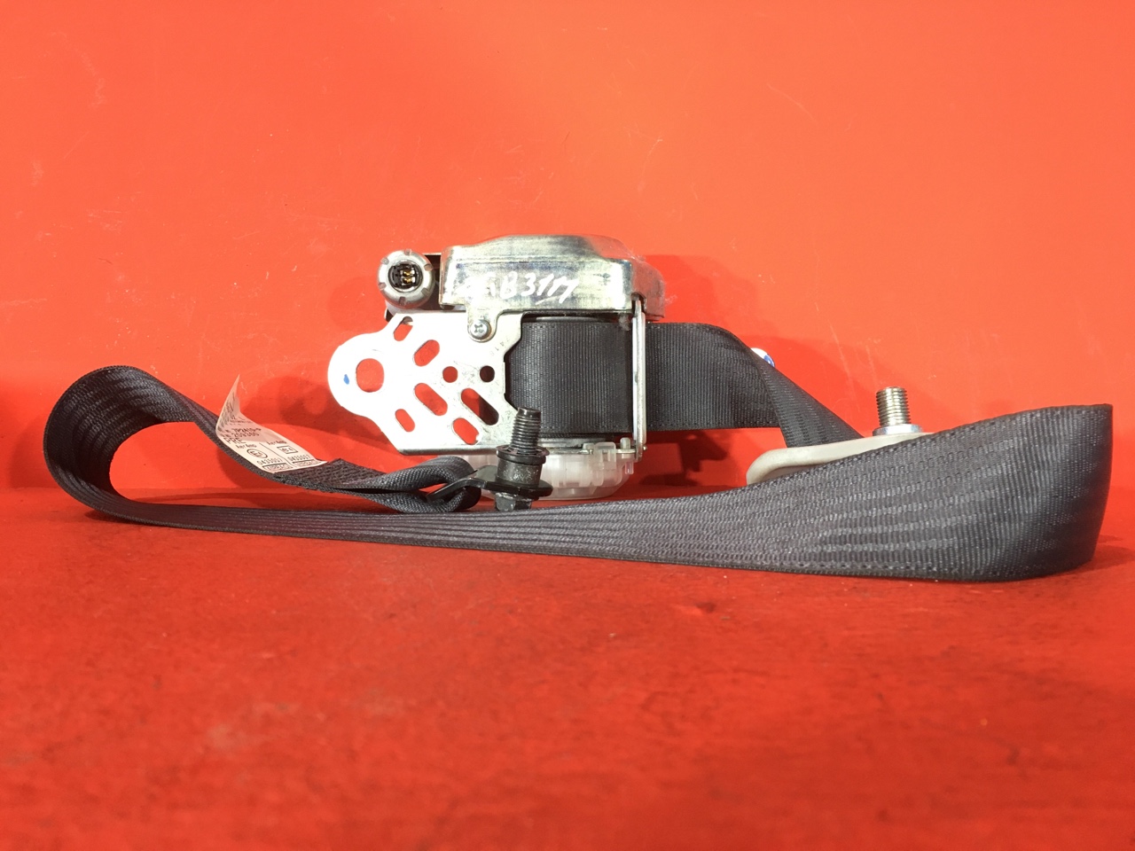 Ремень безопасности Suzuki SX4