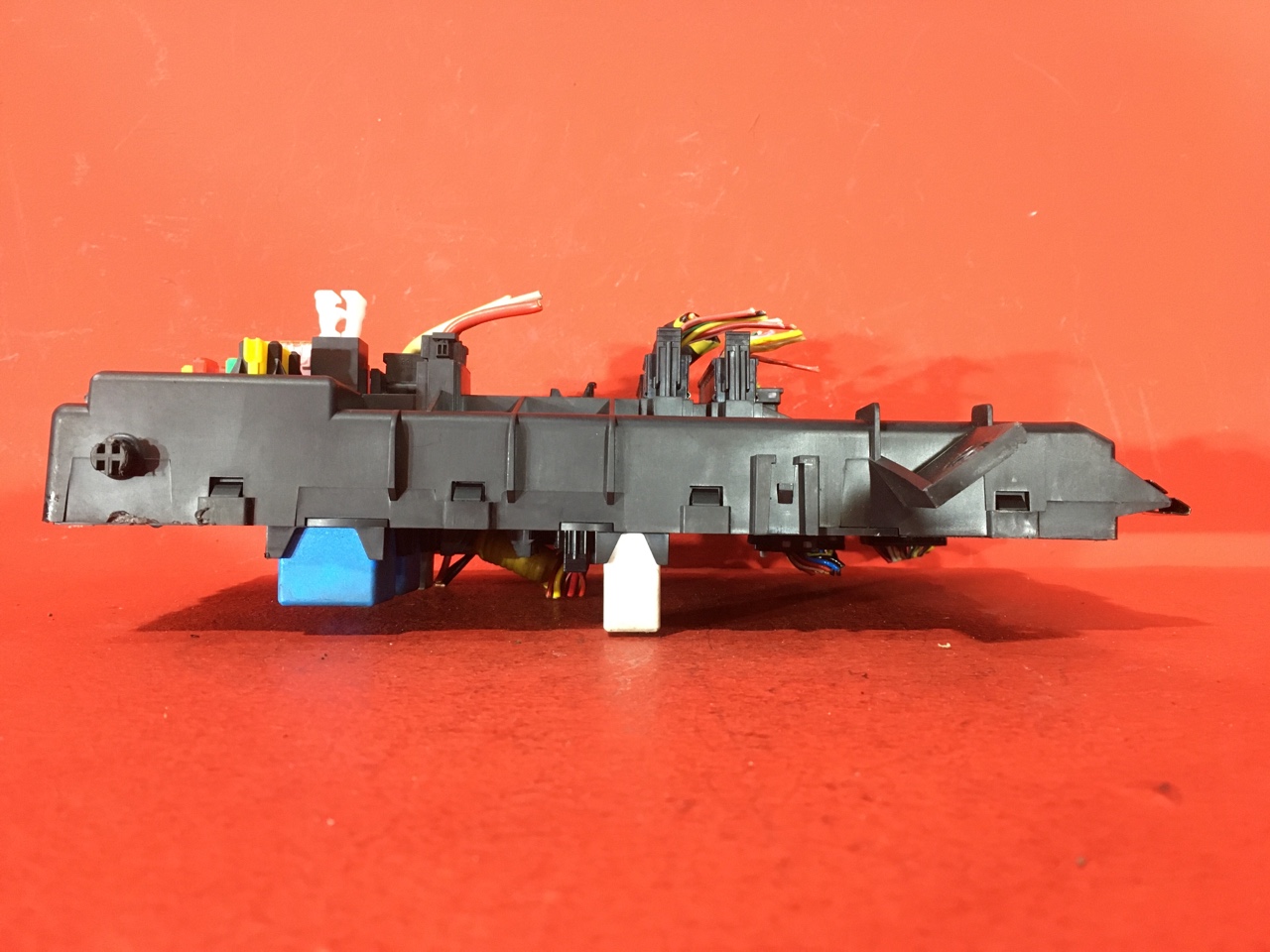 Блок предохранителей в салон Hyundai Coupe (Tiburon)