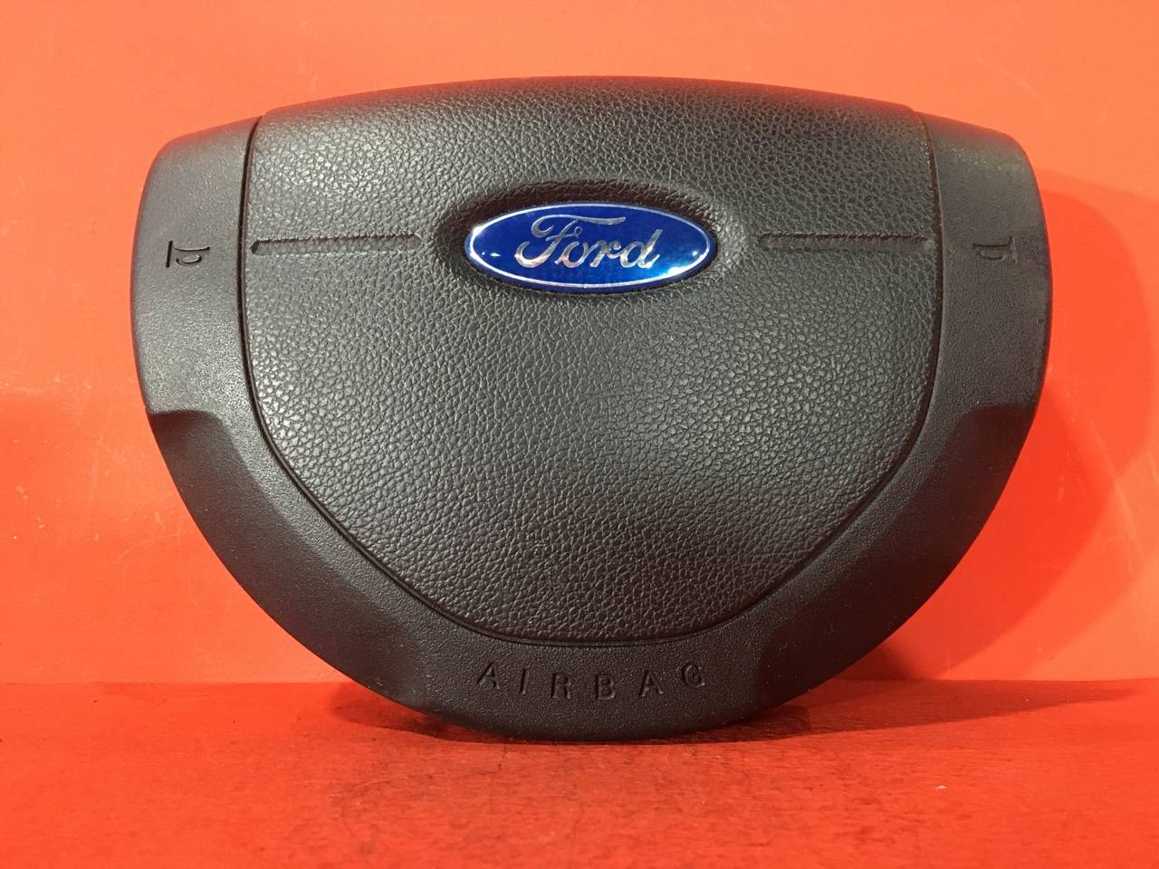 Подушка безопасности в руль Ford Fusion