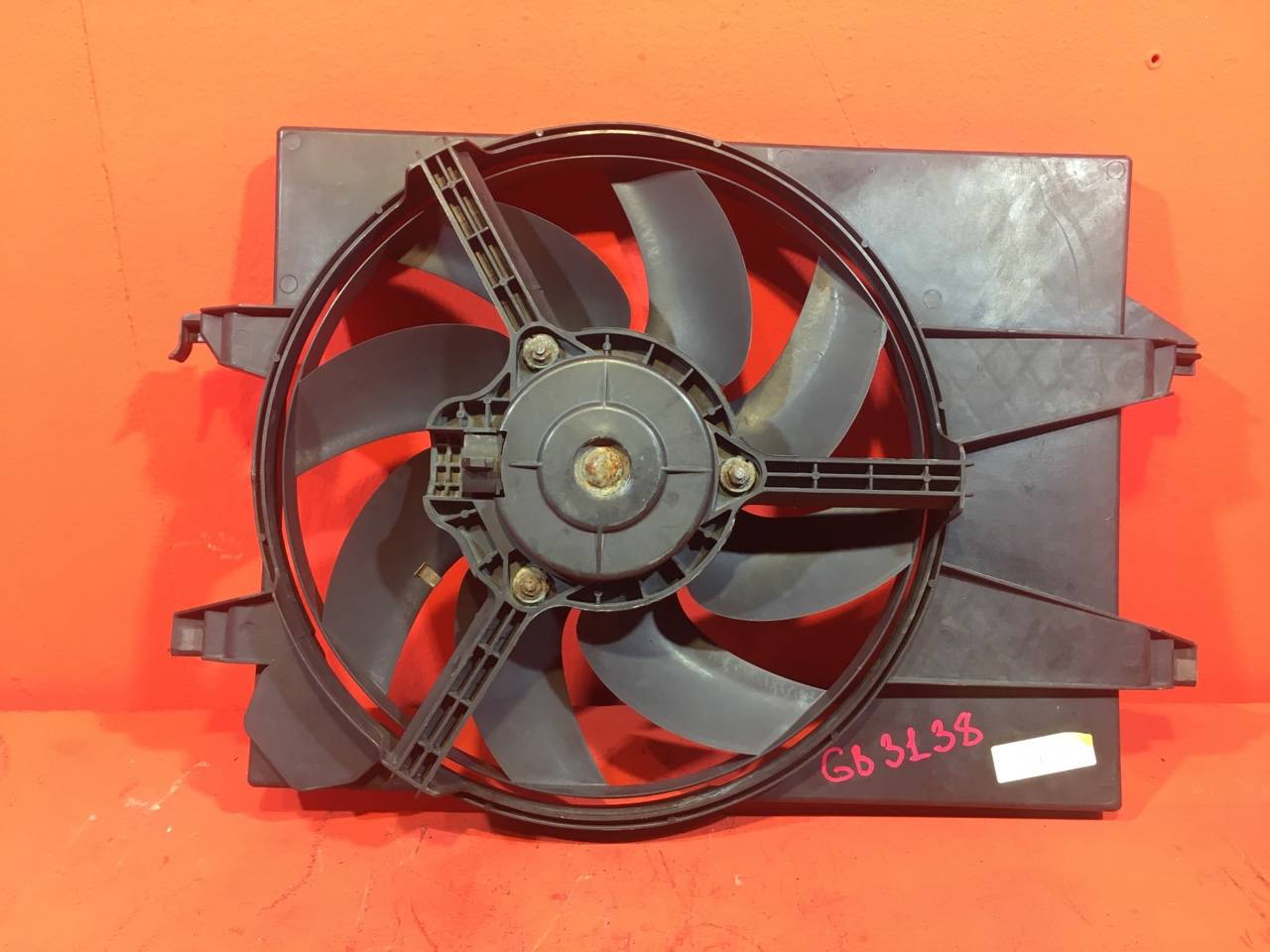 Вентилятор охлаждения двигателя Ford Fusion