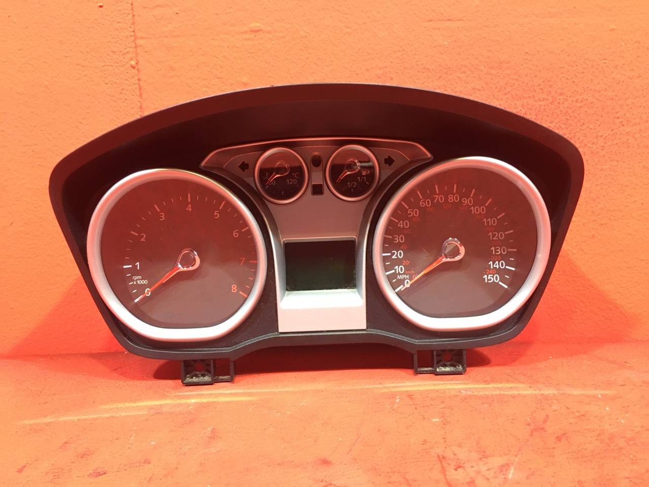 Щиток приборов Ford Focus 2