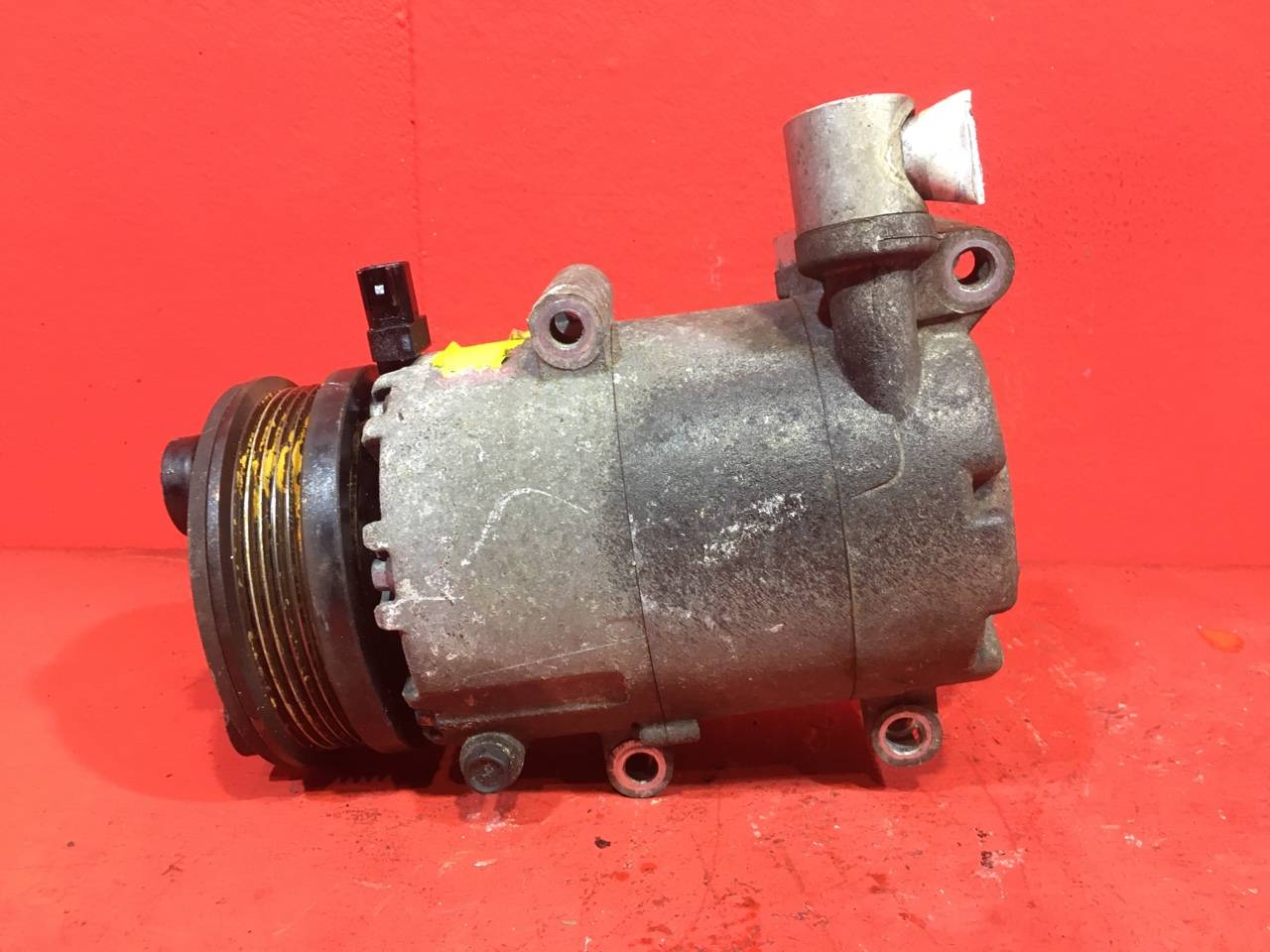 Компрессор кондиционера Ford Focus 2