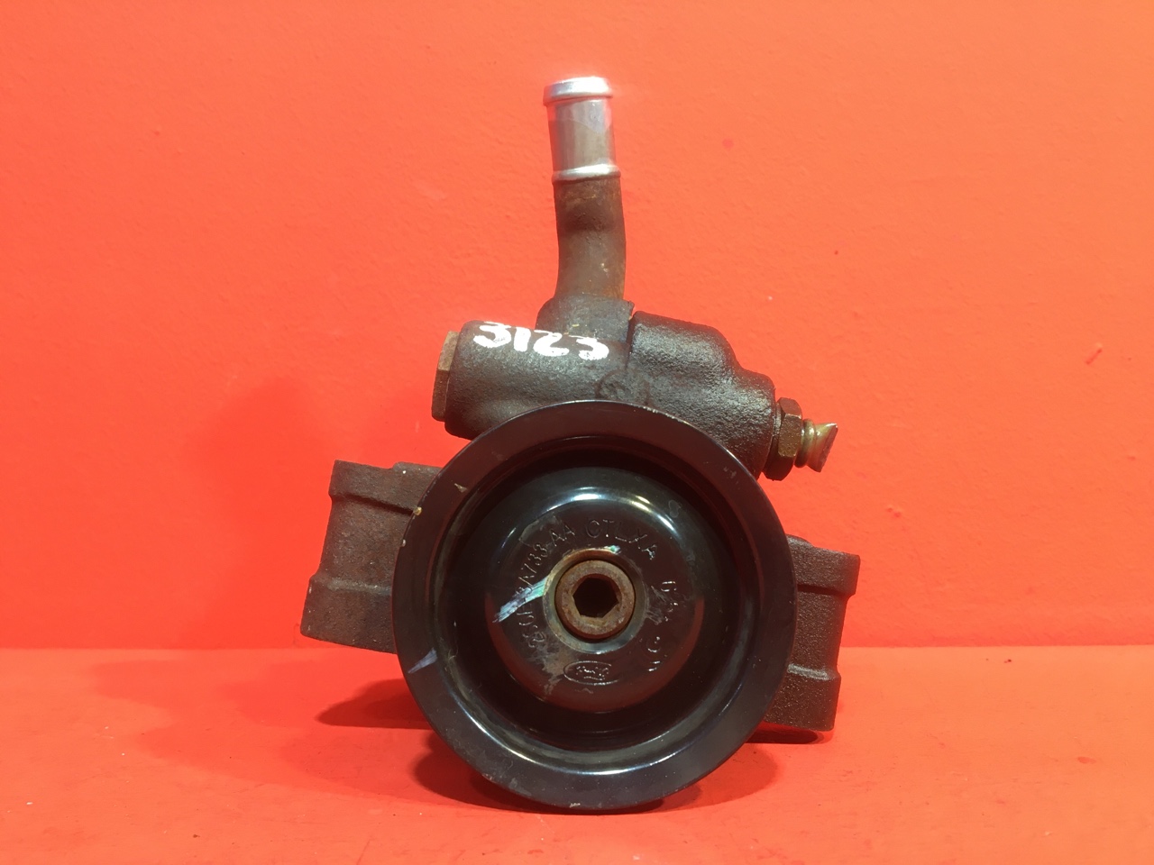 Насос ГУРа Ford Fusion