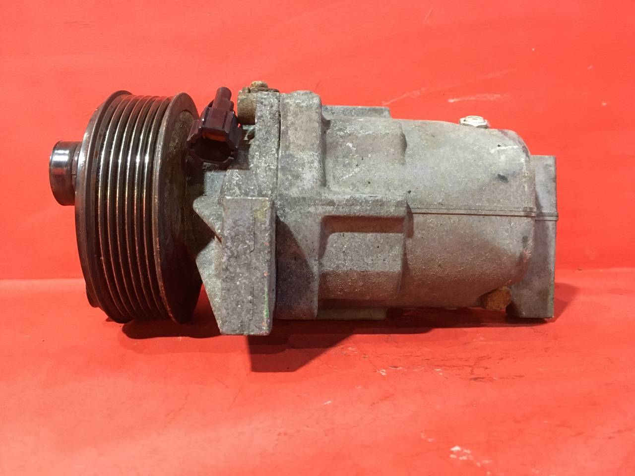 Компрессор кондиционера Nissan Note E11